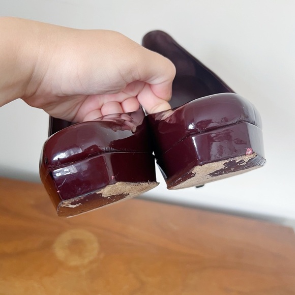 GUCCI • Tile Platform Pumps stiletto heels square toe burgundy patent leather - Picture 8 of 12